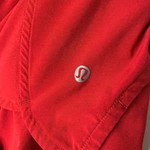 Size 6 Speed Up Mid-Rise Short 4"